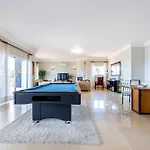 فيلة Coolhouses Algarve Luz, 5 Bed Villa & Pool, Casa N Luz