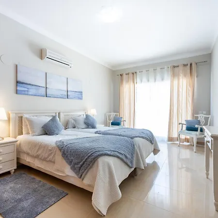 Coolhouses Algarve Luz, 5 Bed & Pool, Casa N Villa *