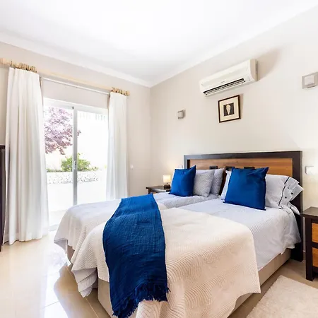 Coolhouses Algarve Luz, 5 Bed & Pool, Casa N Villa *