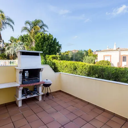 Coolhouses Algarve Luz, 5 Bed & Pool, Casa N