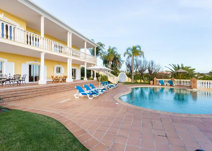 Villa Coolhouses Algarve Luz, 5 Bed & Pool, Casa N