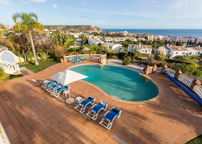 Coolhouses Algarve Luz, 5 Bed & Pool, Casa N Villa *