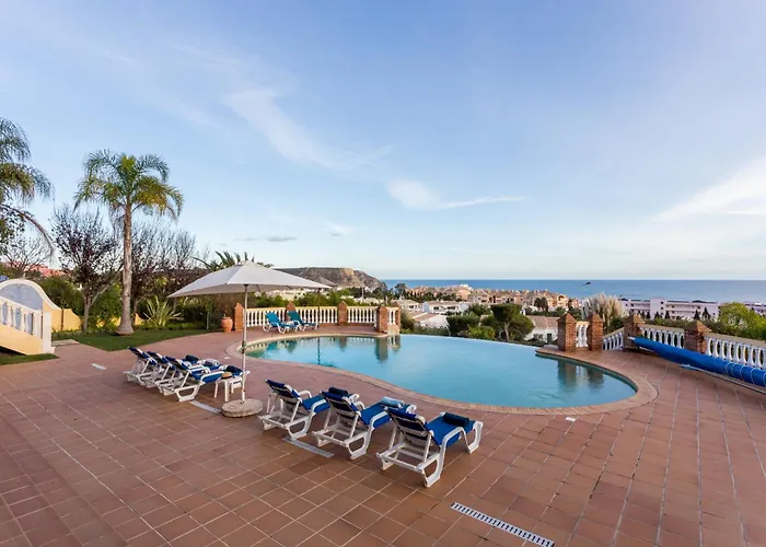 Villa Coolhouses Algarve Luz, 5 Bed & Pool, Casa N *